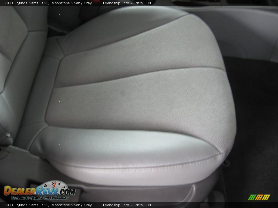 2011 Hyundai Santa Fe SE Moonstone Silver / Gray Photo #20