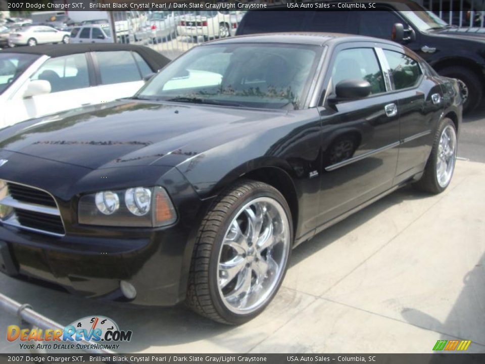 2007 Dodge Charger SXT Brilliant Black Crystal Pearl / Dark Slate Gray/Light Graystone Photo #3