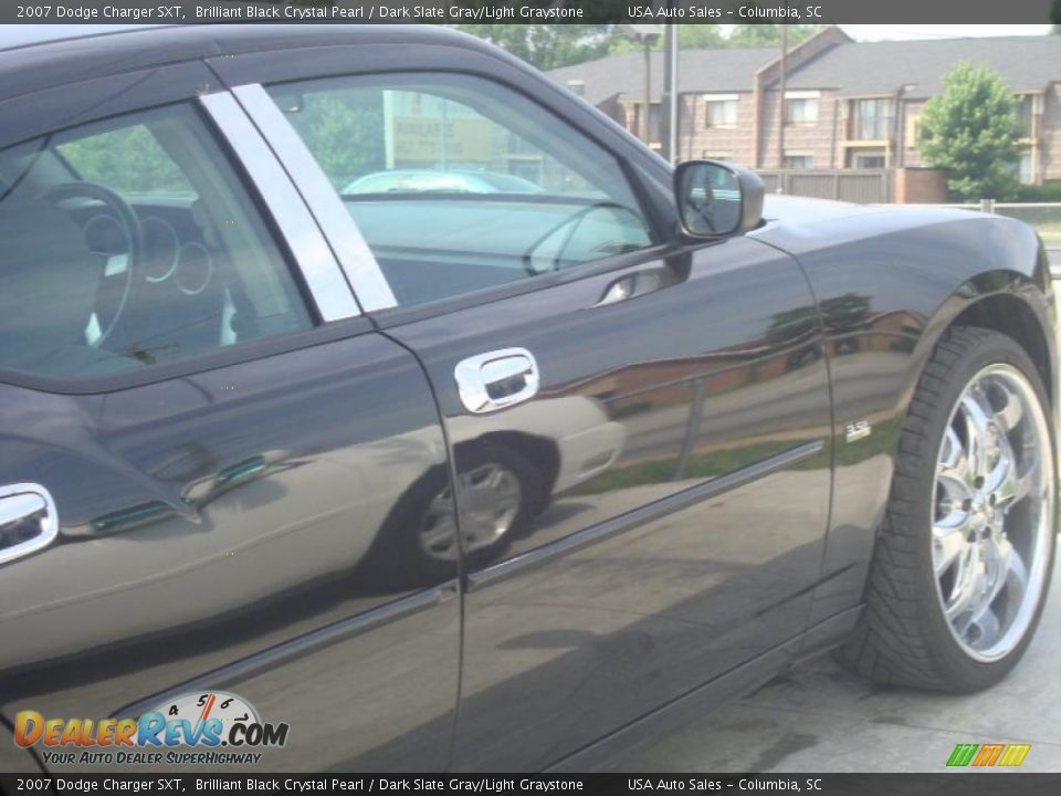 2007 Dodge Charger SXT Brilliant Black Crystal Pearl / Dark Slate Gray/Light Graystone Photo #4