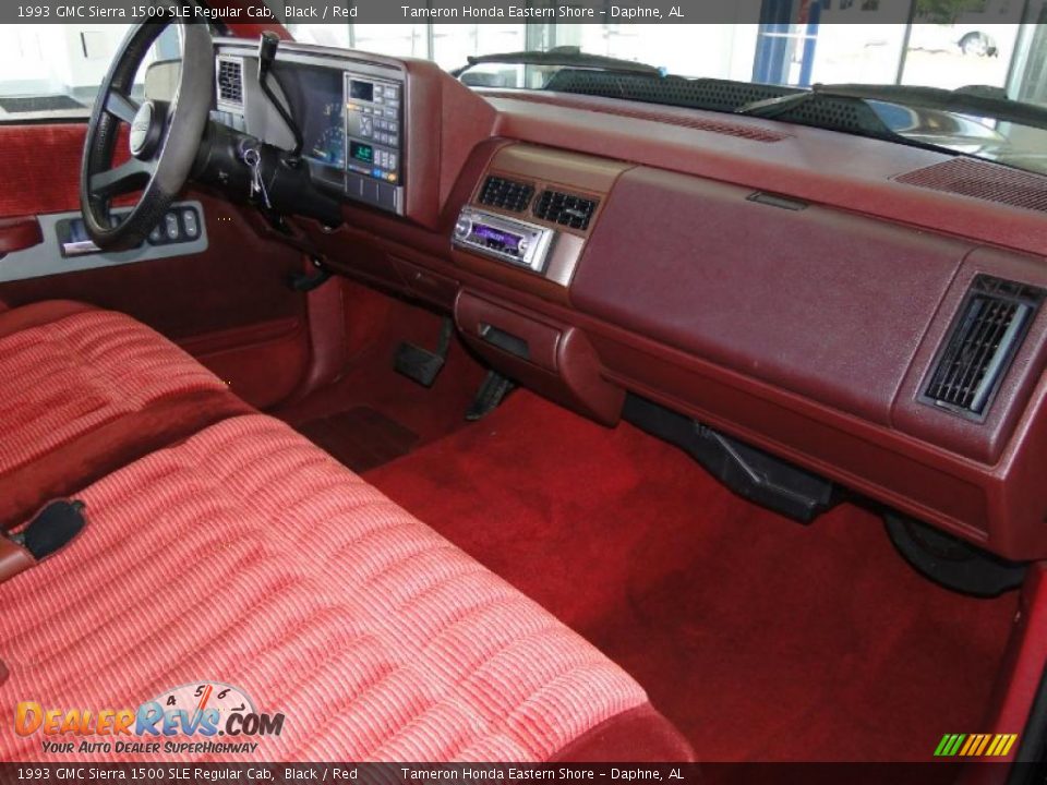 Red Interior - 1993 GMC Sierra 1500 SLE Regular Cab Photo #20