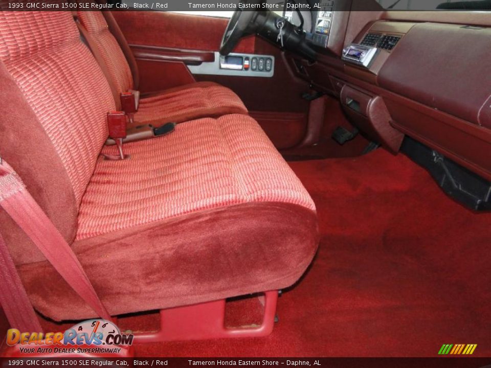 1993 GMC Sierra 1500 SLE Regular Cab Black / Red Photo #22