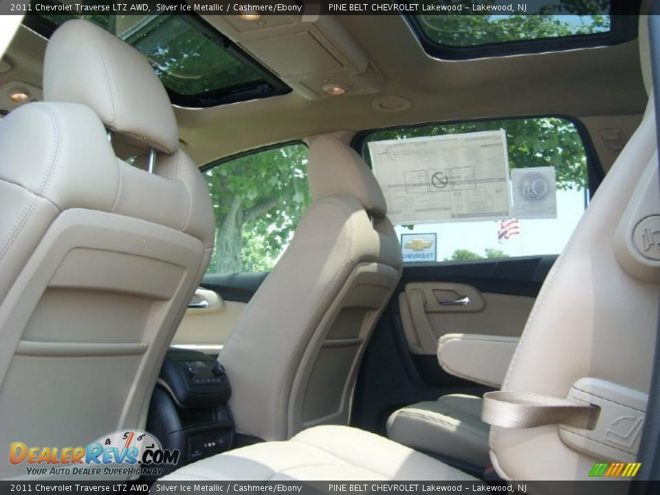 Cashmere/Ebony Interior - 2011 Chevrolet Traverse LTZ AWD Photo #3