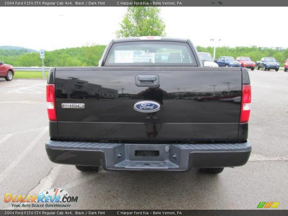 2004 Ford F150 STX Regular Cab 4x4 Black / Dark Flint Photo #8
