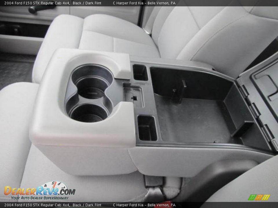 2004 Ford F150 STX Regular Cab 4x4 Black / Dark Flint Photo #20