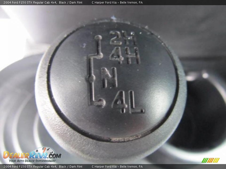 2004 Ford F150 STX Regular Cab 4x4 Black / Dark Flint Photo #21