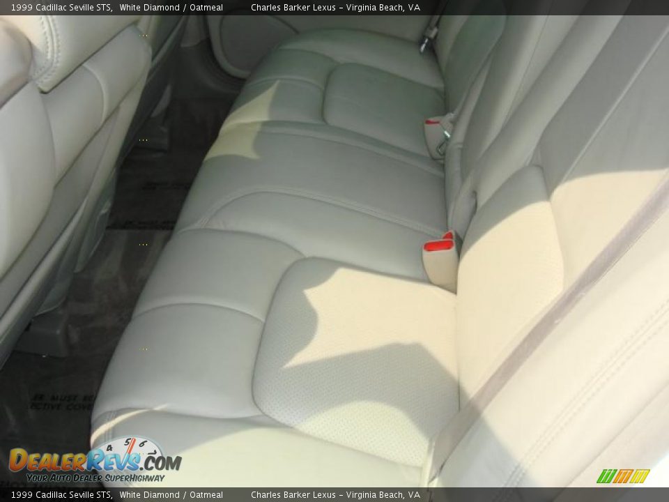 Oatmeal Interior - 1999 Cadillac Seville STS Photo #9