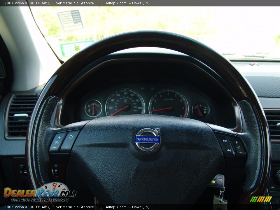 2004 Volvo XC90 T6 AWD Silver Metallic / Graphite Photo #16