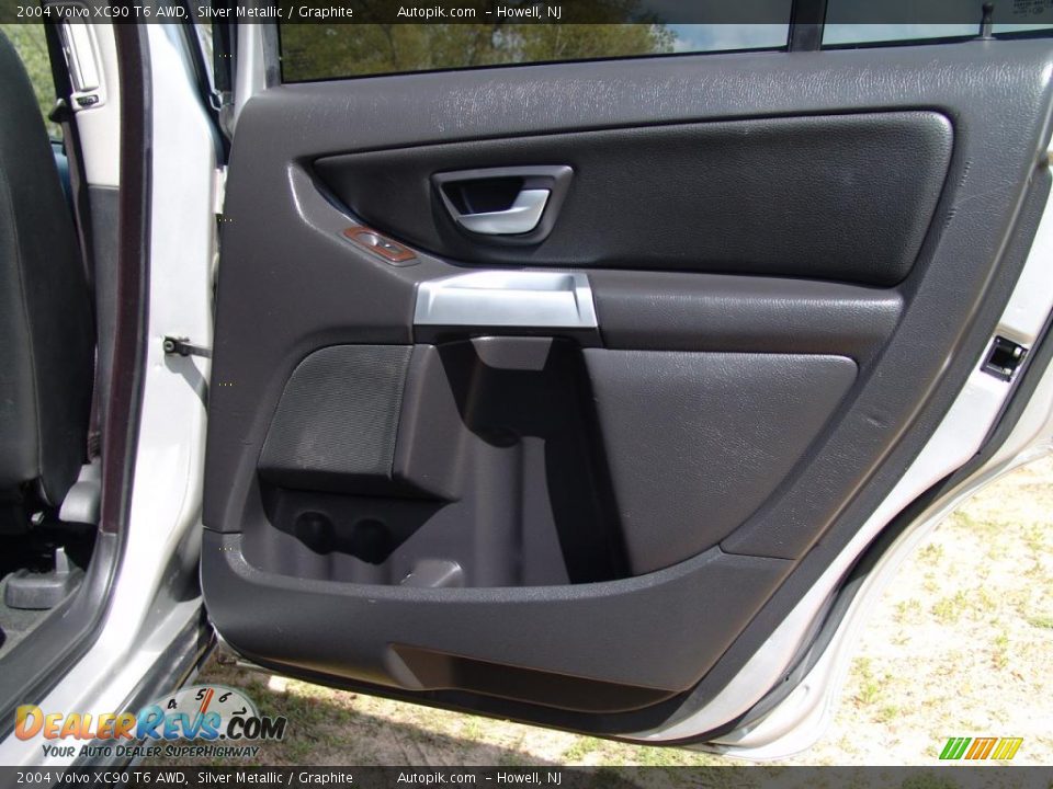 2004 Volvo XC90 T6 AWD Silver Metallic / Graphite Photo #23