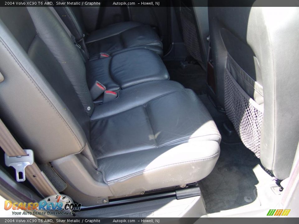 2004 Volvo XC90 T6 AWD Silver Metallic / Graphite Photo #24