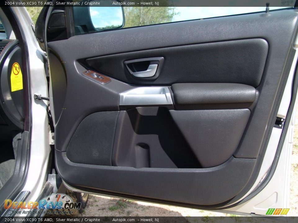 2004 Volvo XC90 T6 AWD Silver Metallic / Graphite Photo #25