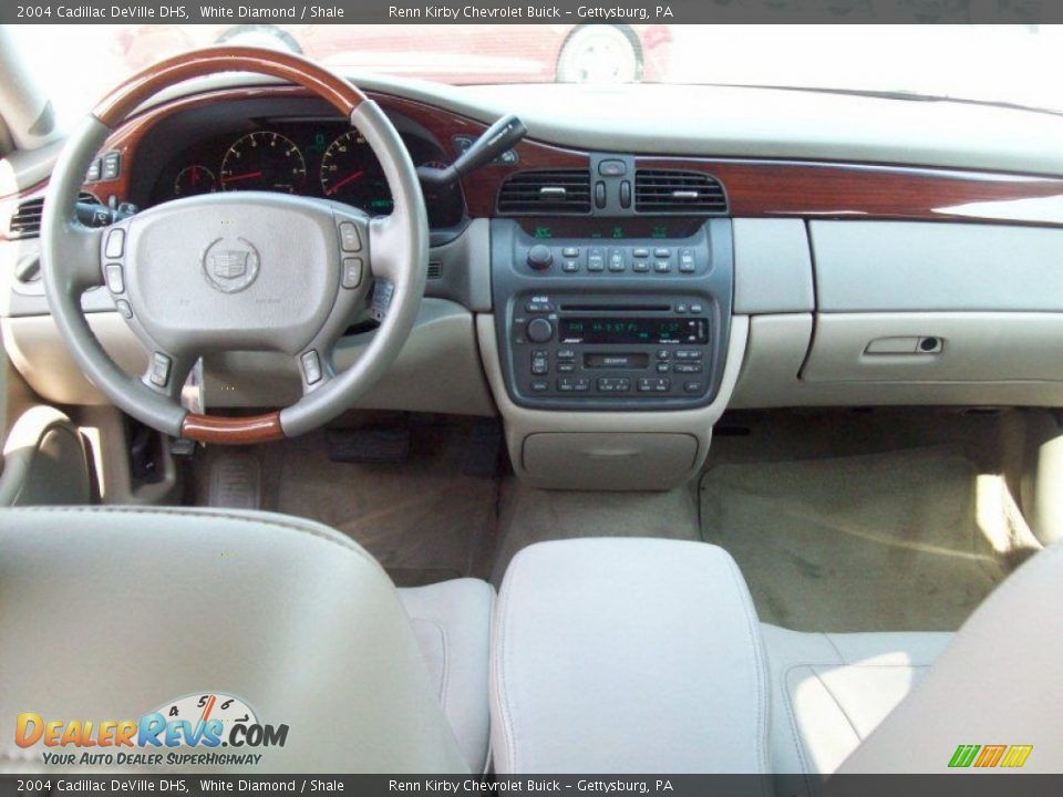 Dashboard of 2004 Cadillac DeVille DHS Photo #10