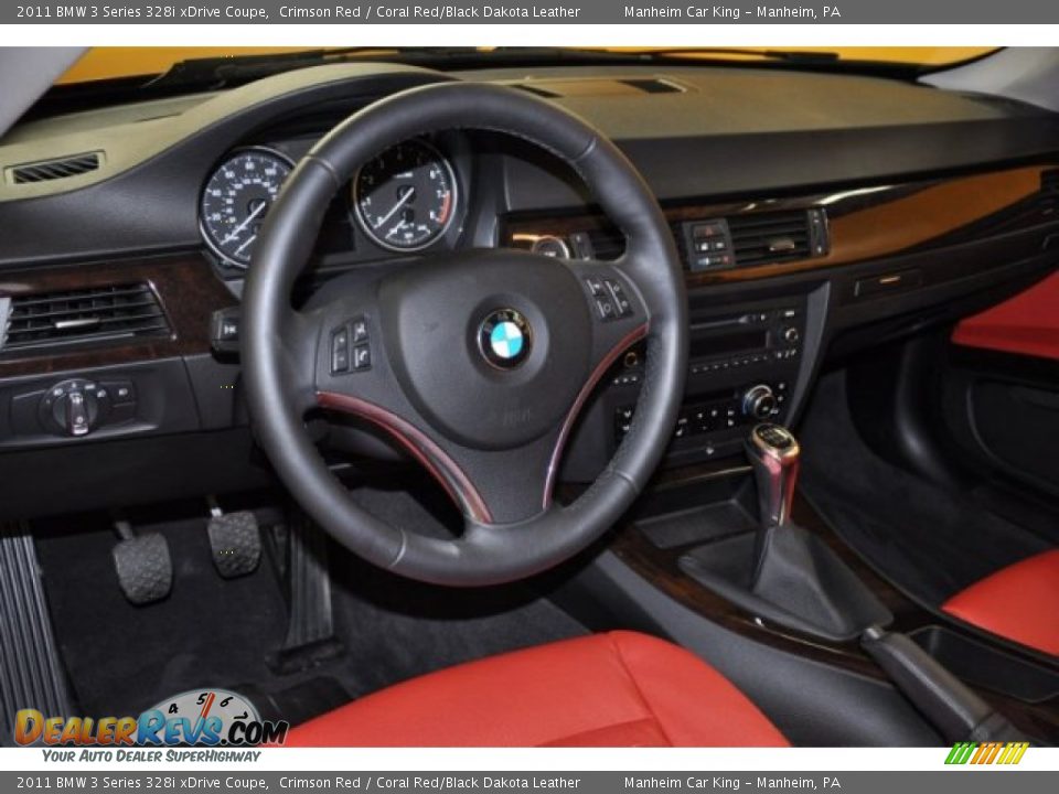 Dashboard of 2011 BMW 3 Series 328i xDrive Coupe Photo #5
