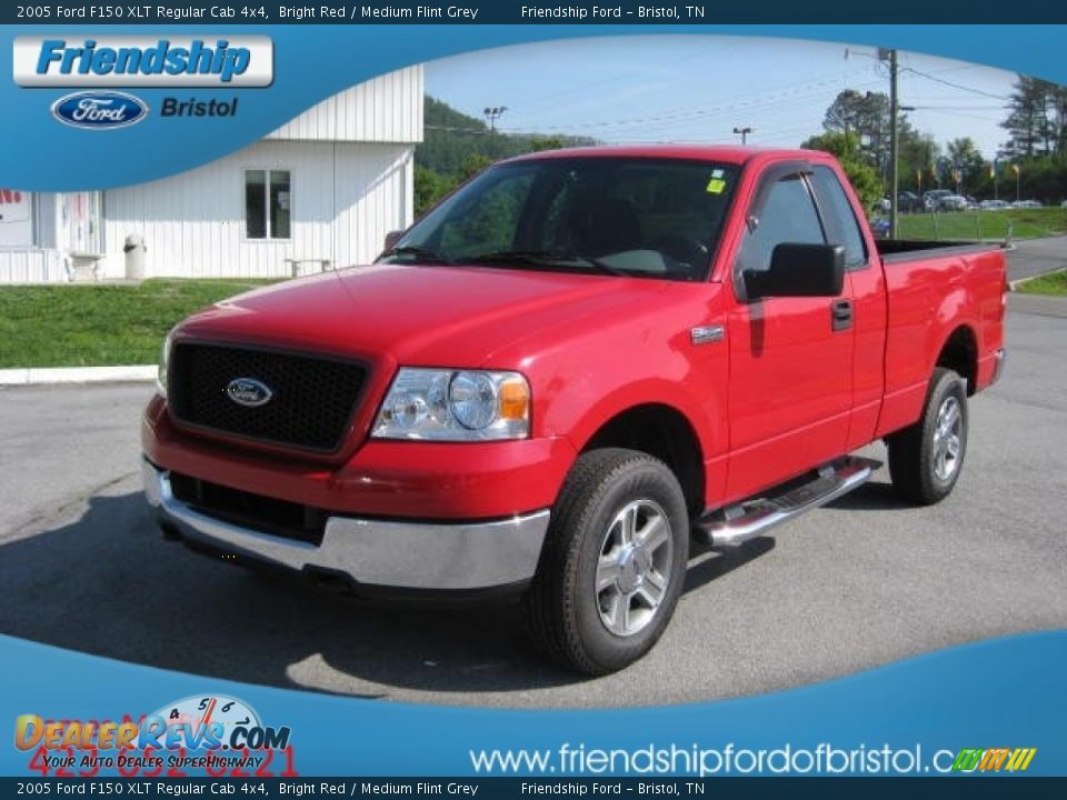 2005 Ford F150 XLT Regular Cab 4x4 Bright Red / Medium Flint Grey Photo #2