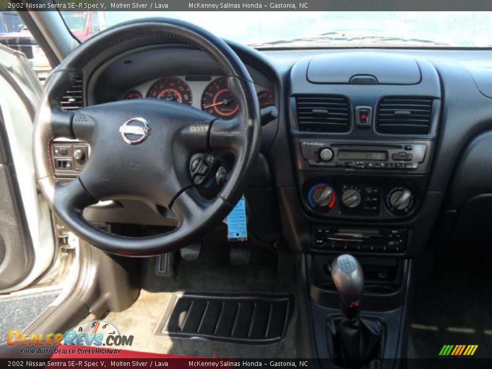 2002 Nissan Sentra SE-R Spec V Molten Silver / Lava Photo #16