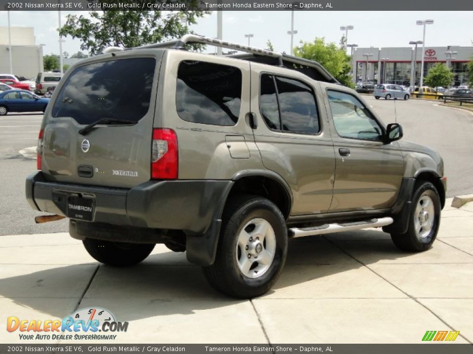 2002 Nissan Xterra SE V6 Gold Rush Metallic / Gray Celadon Photo #5