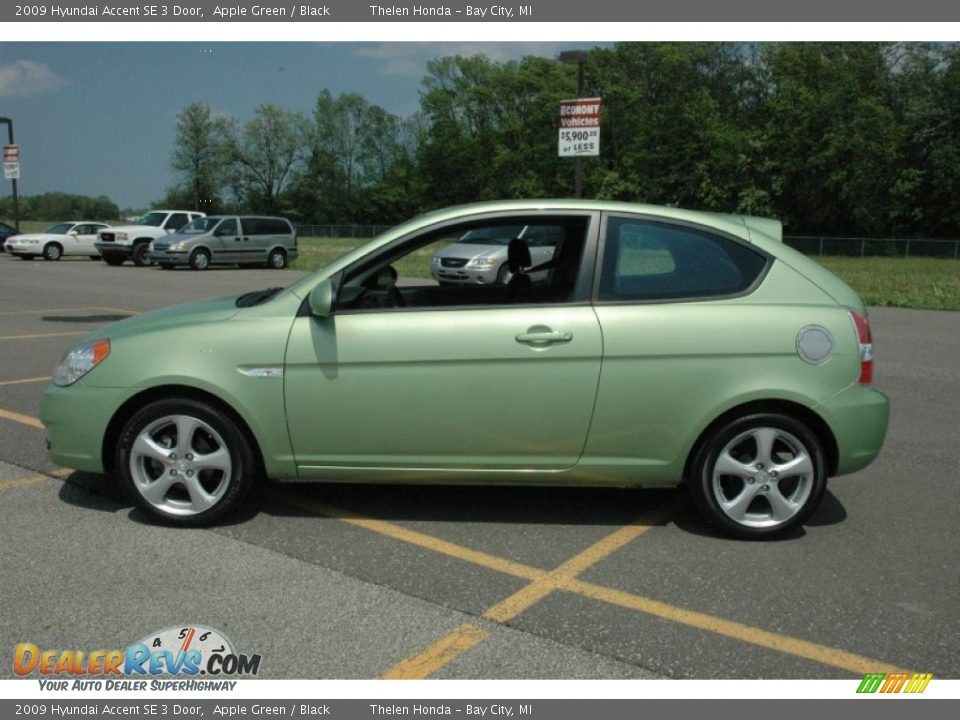Apple Green 2009 Hyundai Accent SE 3 Door Photo #13