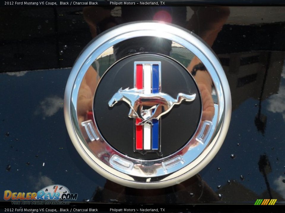 2012 Ford Mustang V6 Coupe Logo Photo #15