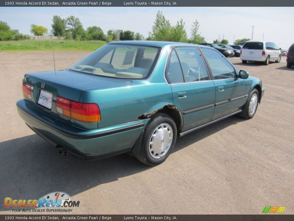 1993 Honda Accord EX Sedan Arcadia Green Pearl / Beige Photo #8