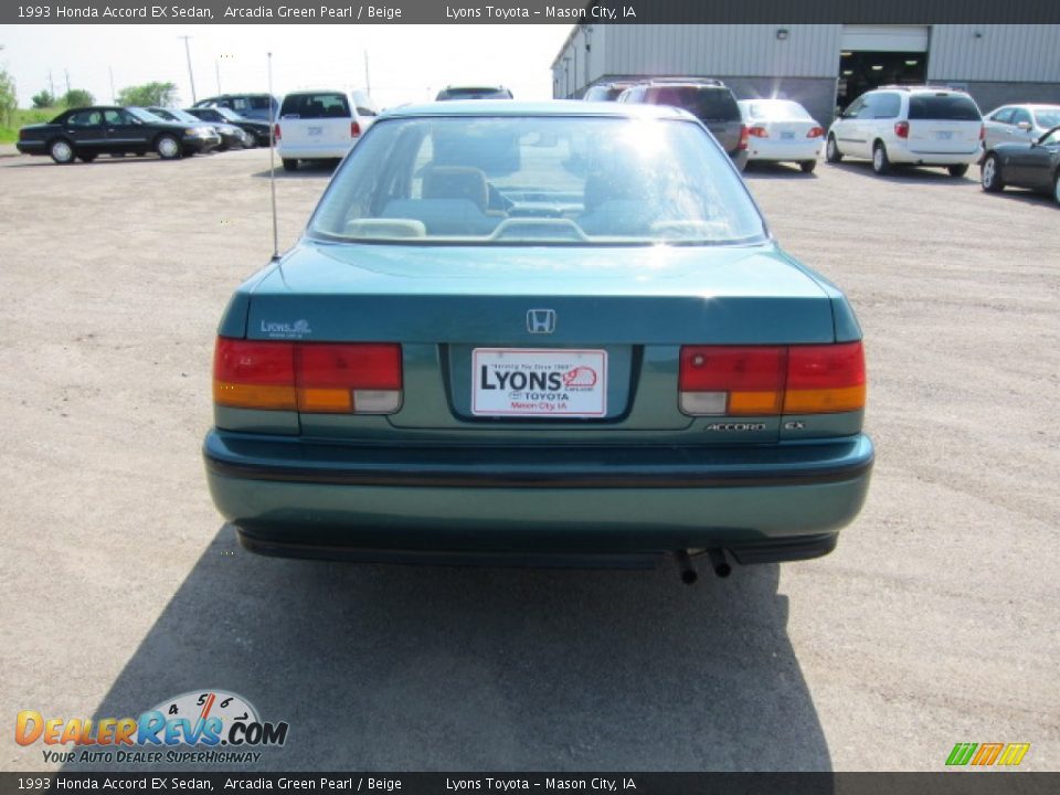 1993 Honda Accord EX Sedan Arcadia Green Pearl / Beige Photo #9