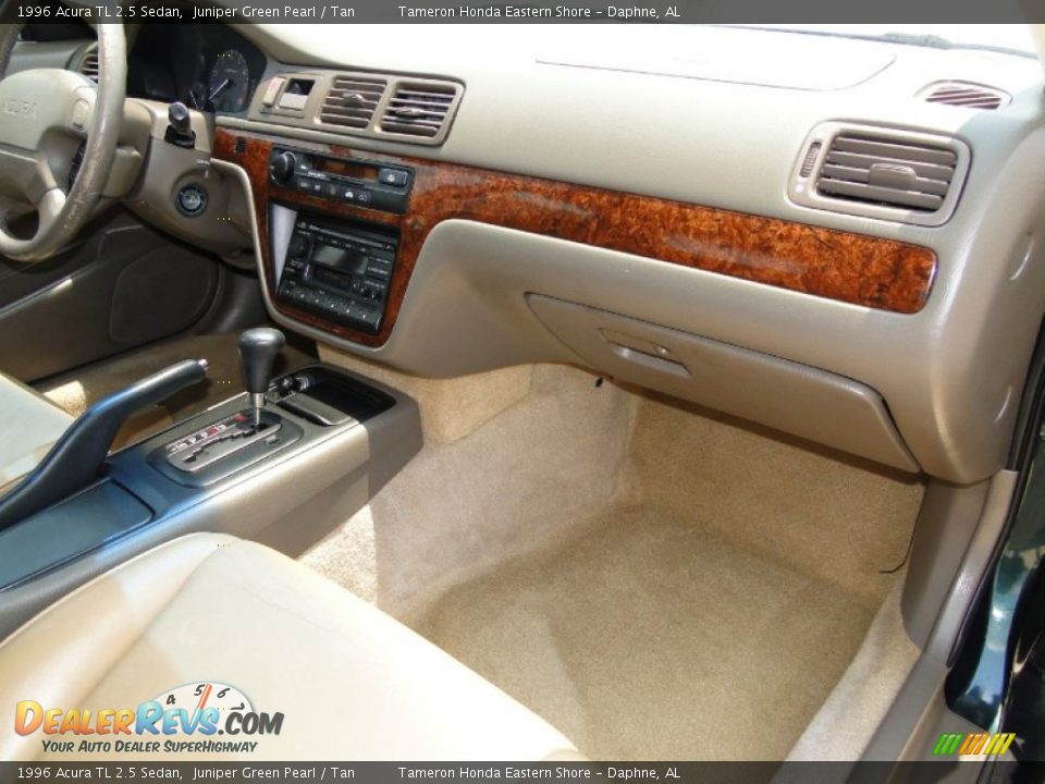 1996 Acura TL 2.5 Sedan Juniper Green Pearl / Tan Photo #24