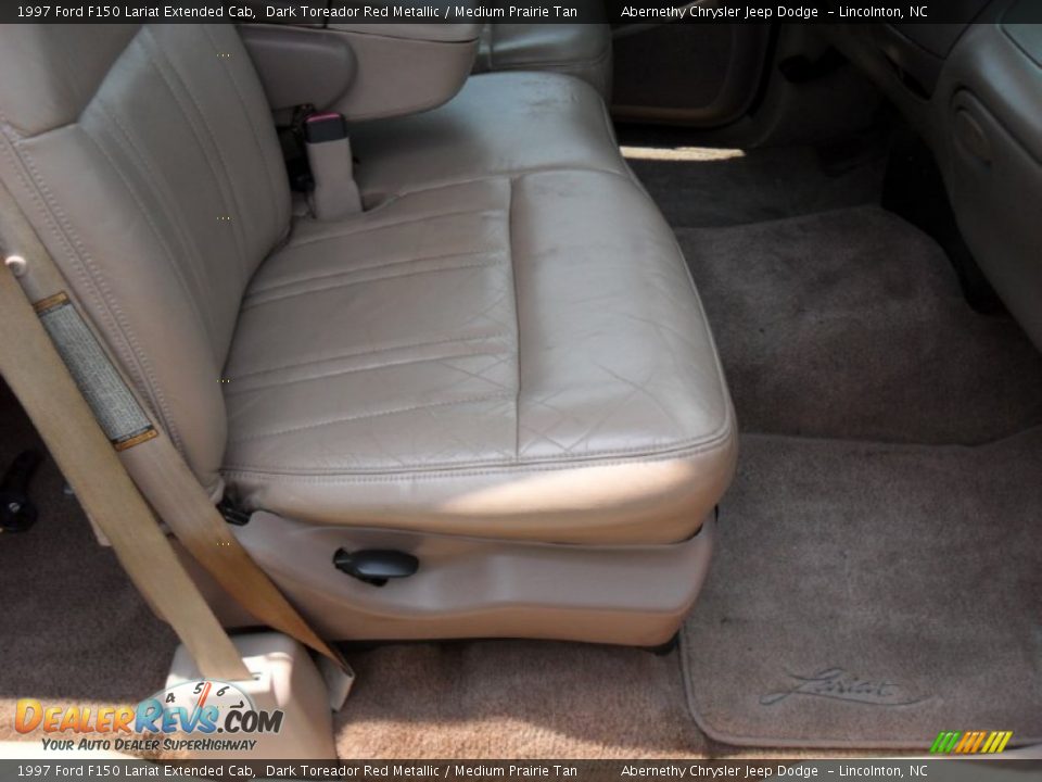 1997 Ford F150 Lariat Extended Cab Dark Toreador Red Metallic / Medium Prairie Tan Photo #16