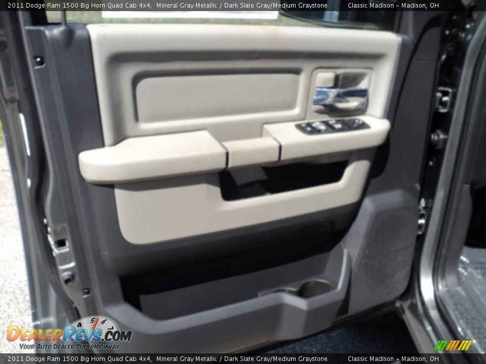 2011 Dodge Ram 1500 Big Horn Quad Cab 4x4 Mineral Gray Metallic / Dark Slate Gray/Medium Graystone Photo #4
