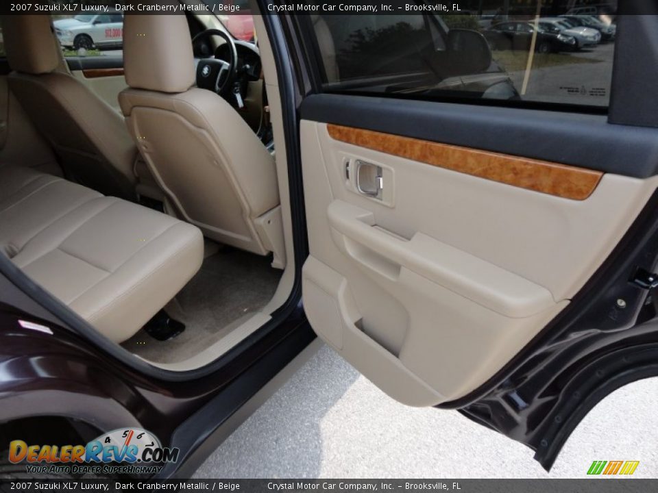 Beige Interior - 2007 Suzuki XL7 Luxury Photo #15