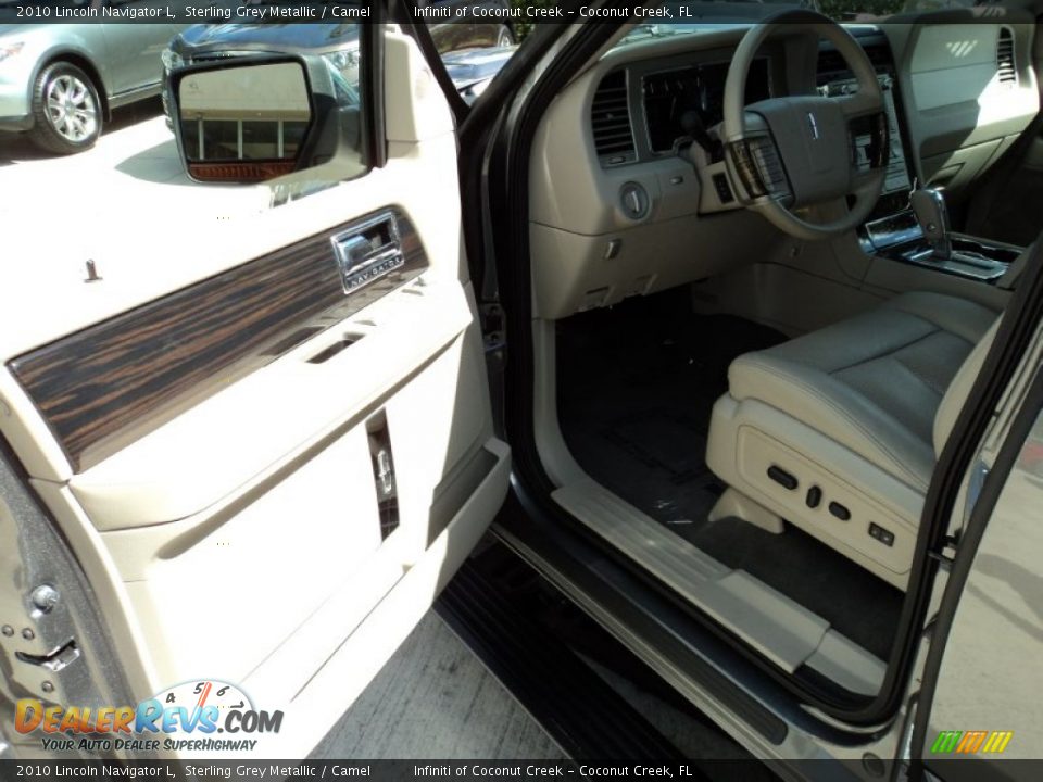 2010 Lincoln Navigator L Sterling Grey Metallic / Camel Photo #16