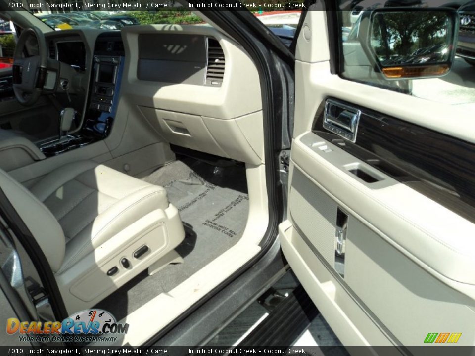 2010 Lincoln Navigator L Sterling Grey Metallic / Camel Photo #19