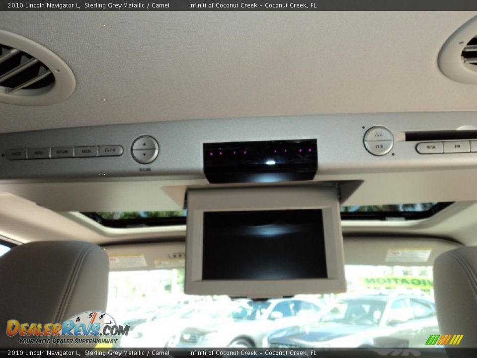 2010 Lincoln Navigator L Sterling Grey Metallic / Camel Photo #28