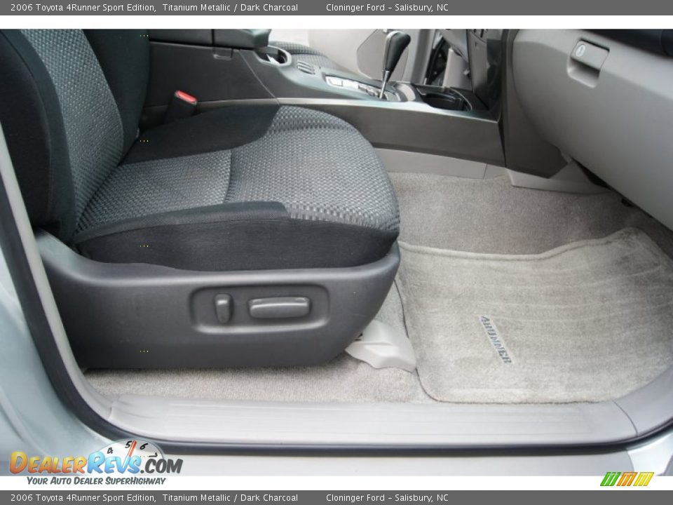 2006 Toyota 4Runner Sport Edition Titanium Metallic / Dark Charcoal Photo #14