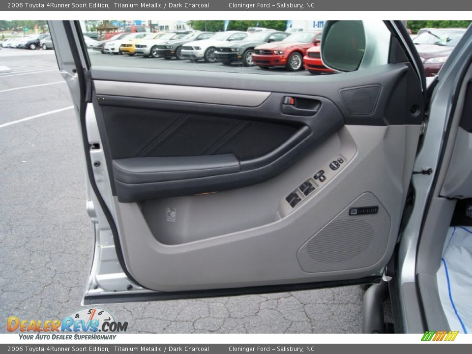 2006 Toyota 4Runner Sport Edition Titanium Metallic / Dark Charcoal Photo #25