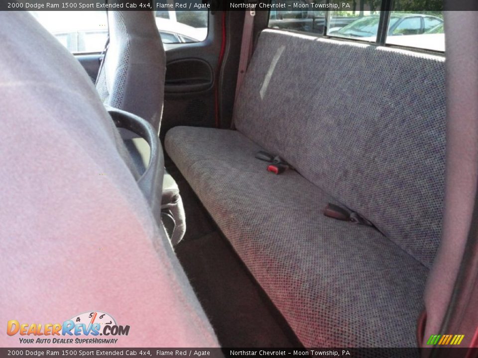 2000 Dodge Ram 1500 Sport Extended Cab 4x4 Flame Red / Agate Photo #9