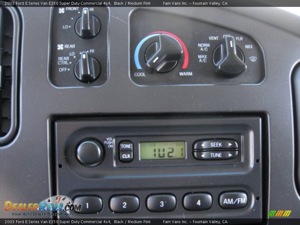 Controls of 2003 Ford E Series Van E350 Super Duty Commercial 4x4 Photo #16