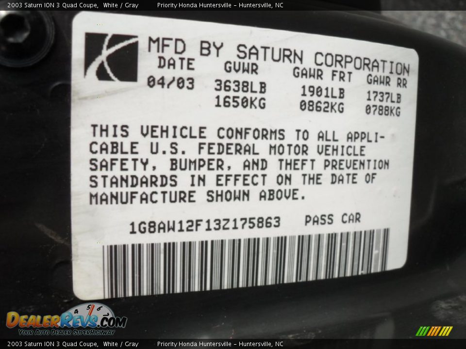 2003 Saturn ION 3 Quad Coupe White / Gray Photo #6