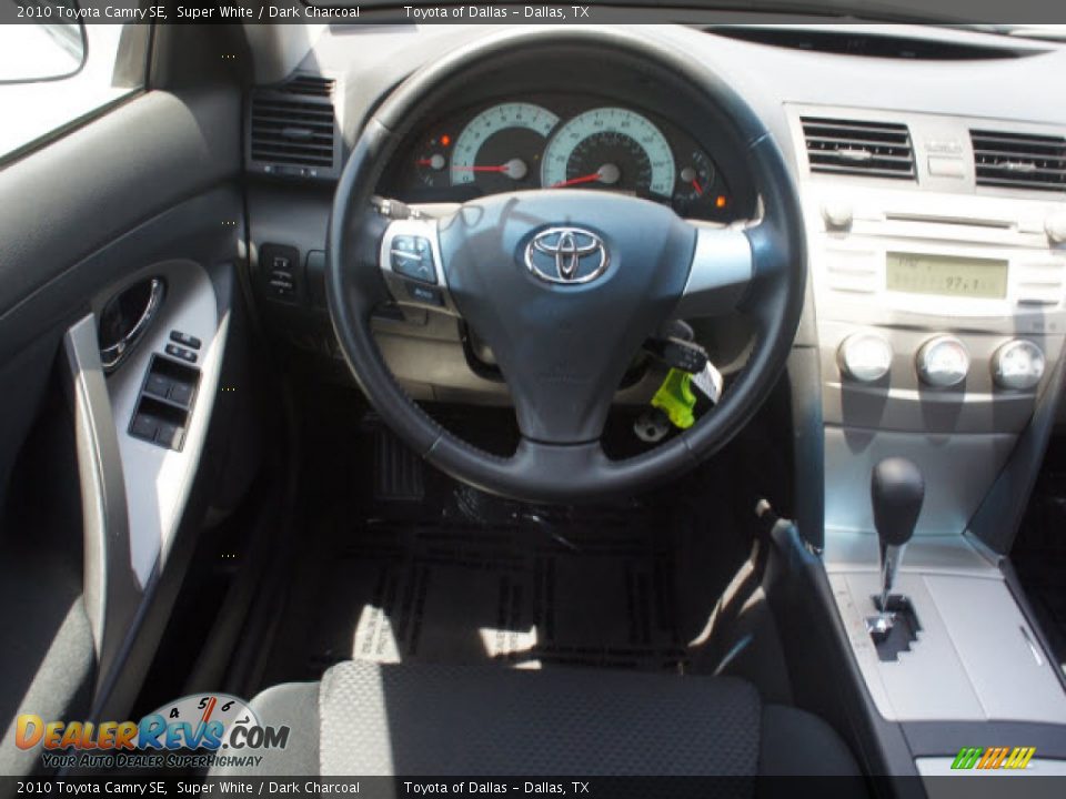 2010 Toyota Camry SE Super White / Dark Charcoal Photo #9