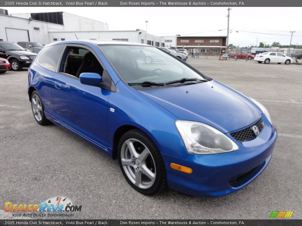 Front 3/4 View of 2005 Honda Civic Si Hatchback Photo #4