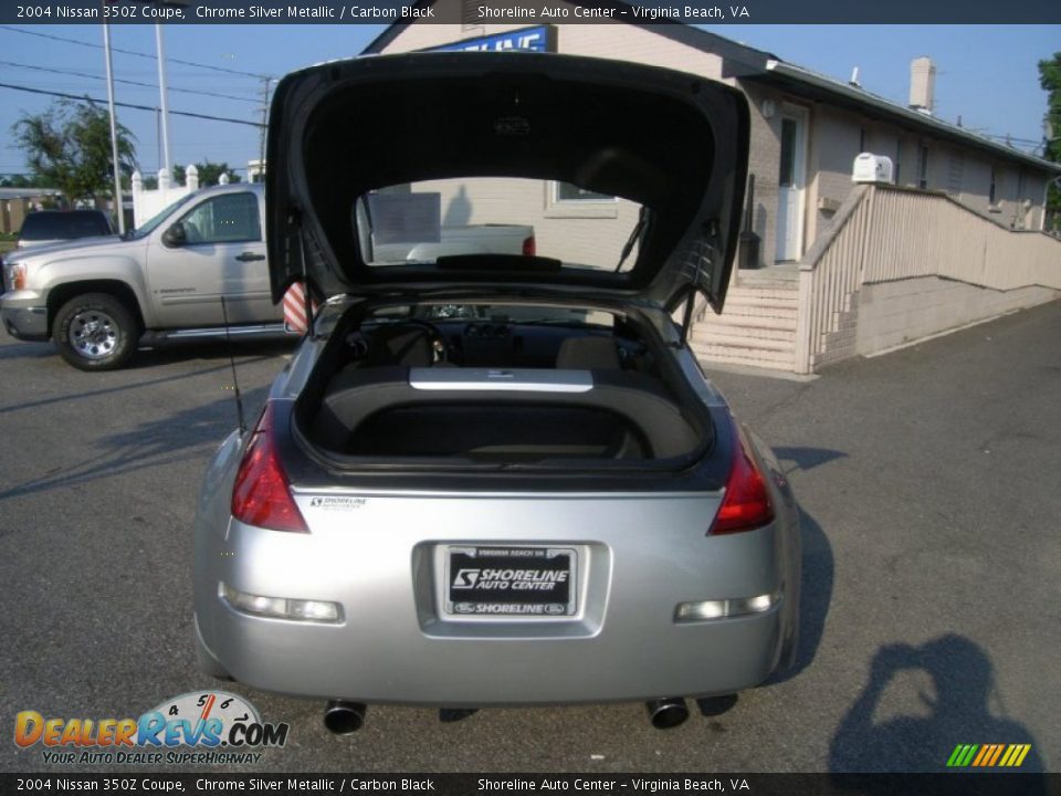 2004 Nissan 350Z Coupe Chrome Silver Metallic / Carbon Black Photo #9