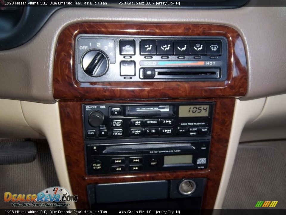 1998 Nissan Altima GLE Blue Emerald Pearl Metallic / Tan Photo #12