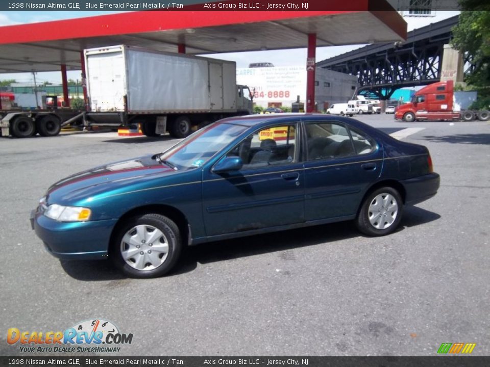 1998 Nissan Altima GLE Blue Emerald Pearl Metallic / Tan Photo #21
