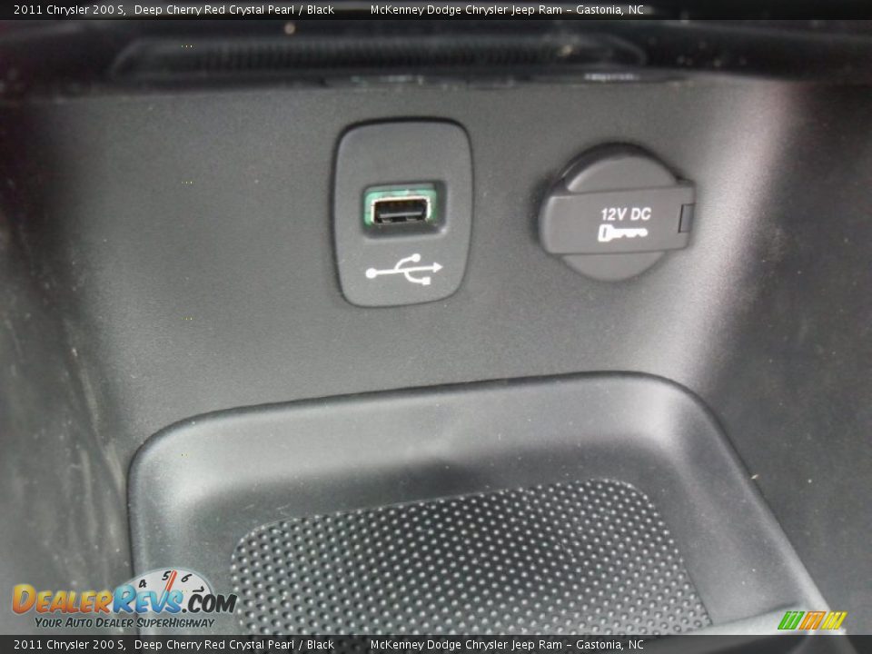 2011 Chrysler 200 S Deep Cherry Red Crystal Pearl / Black Photo #12