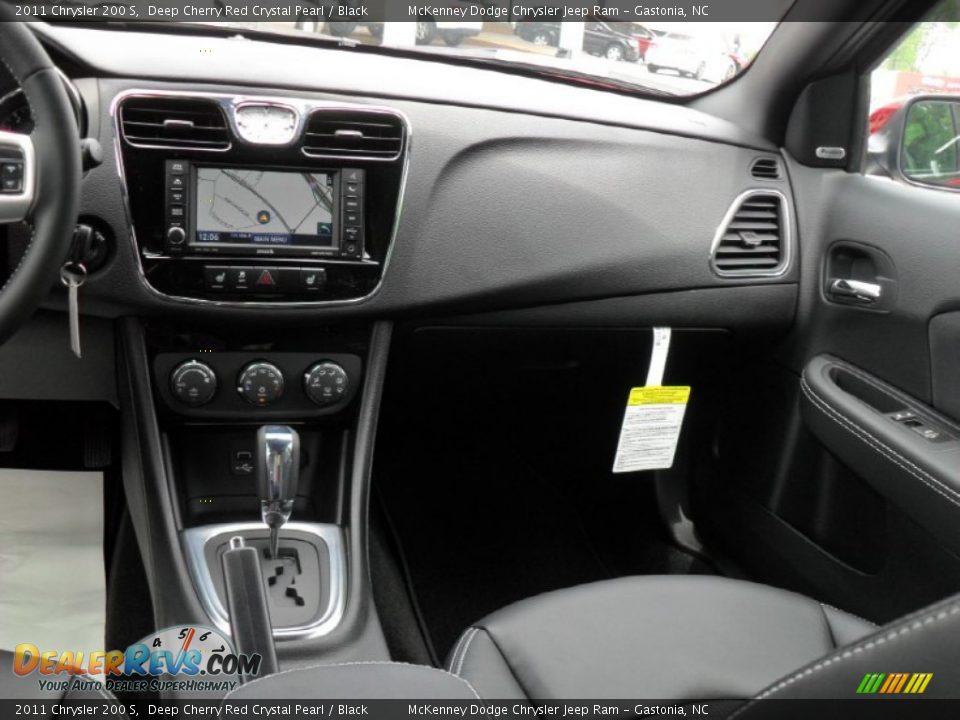2011 Chrysler 200 S Deep Cherry Red Crystal Pearl / Black Photo #18