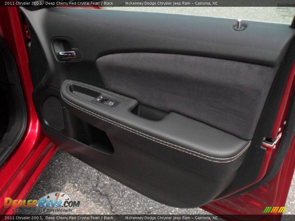 2011 Chrysler 200 S Deep Cherry Red Crystal Pearl / Black Photo #23