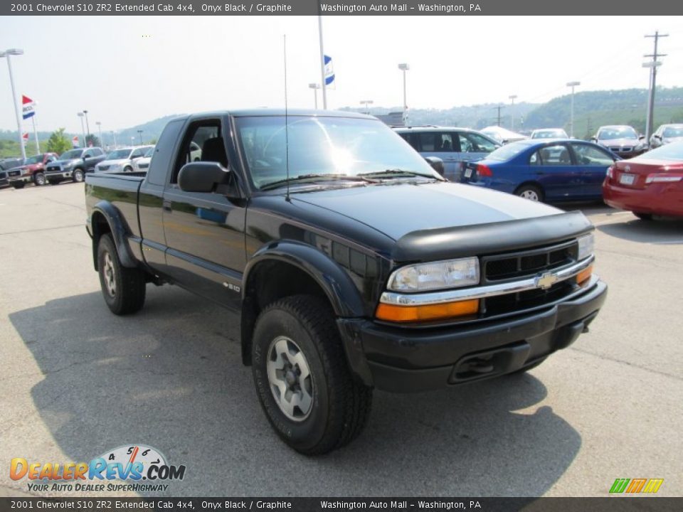 2001 Chevrolet S10 ZR2 Extended Cab 4x4 Onyx Black / Graphite Photo #10