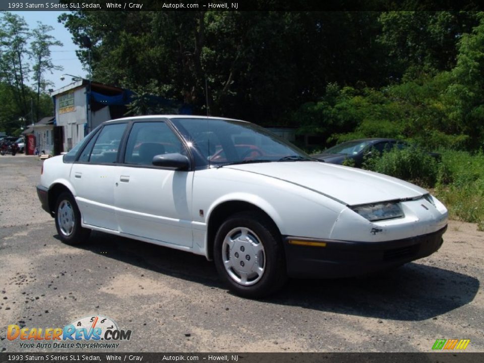 1993 Saturn S Series SL1 Sedan White / Gray Photo #3