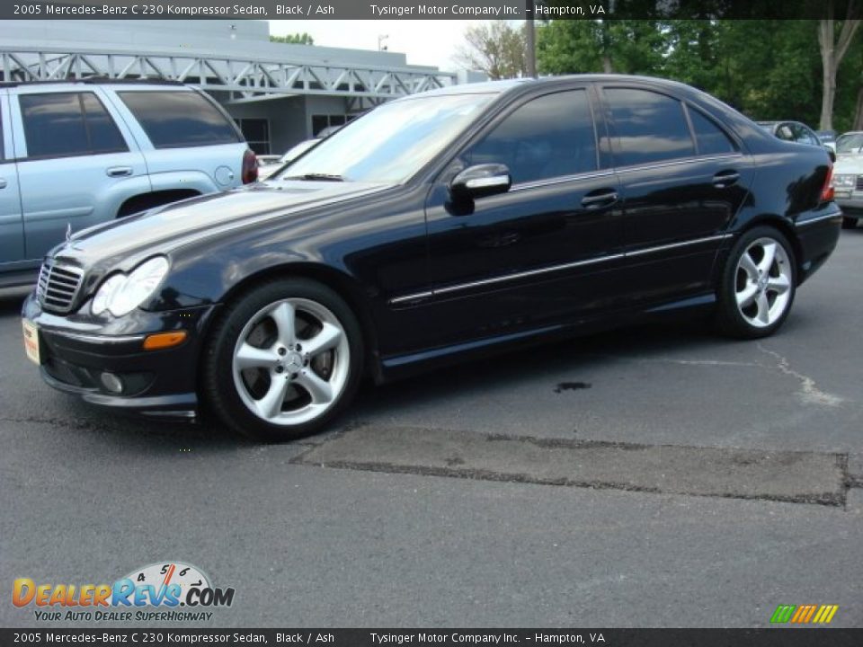 2005 Mercedes-Benz C 230 Kompressor Sedan Black / Ash Photo #2