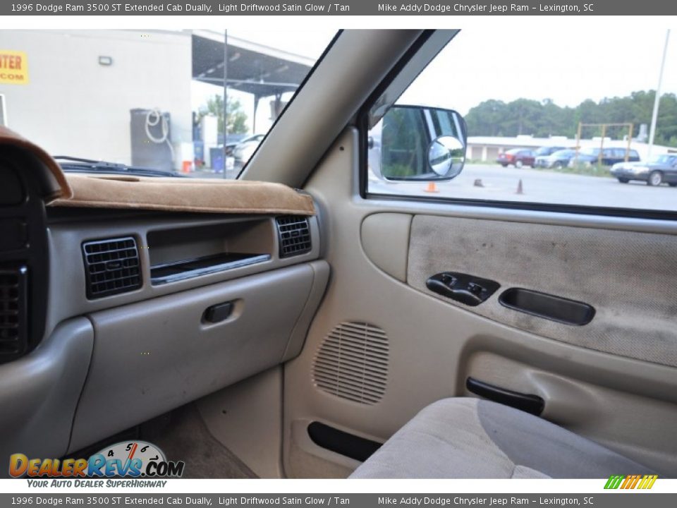 1996 Dodge Ram 3500 ST Extended Cab Dually Light Driftwood Satin Glow / Tan Photo #15