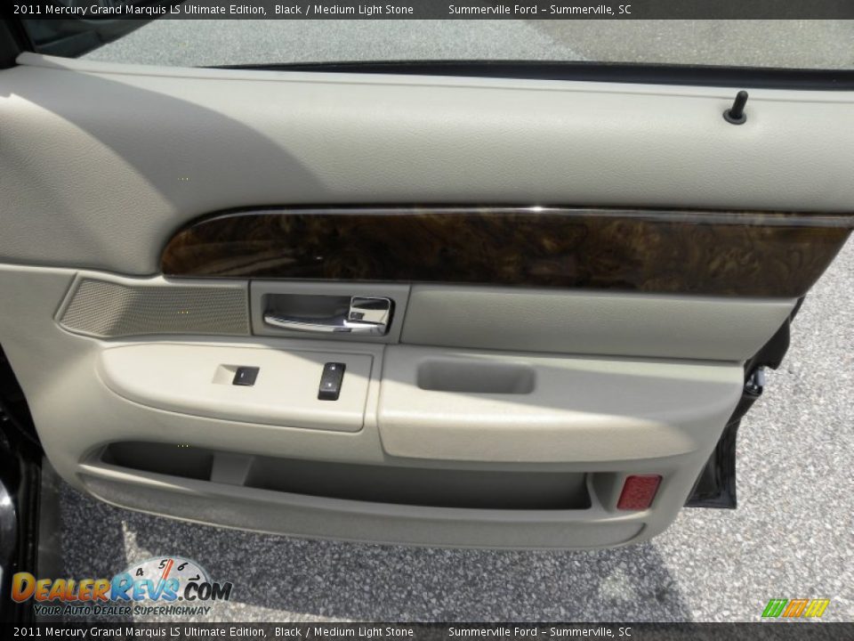 2011 Mercury Grand Marquis LS Ultimate Edition Black / Medium Light Stone Photo #9