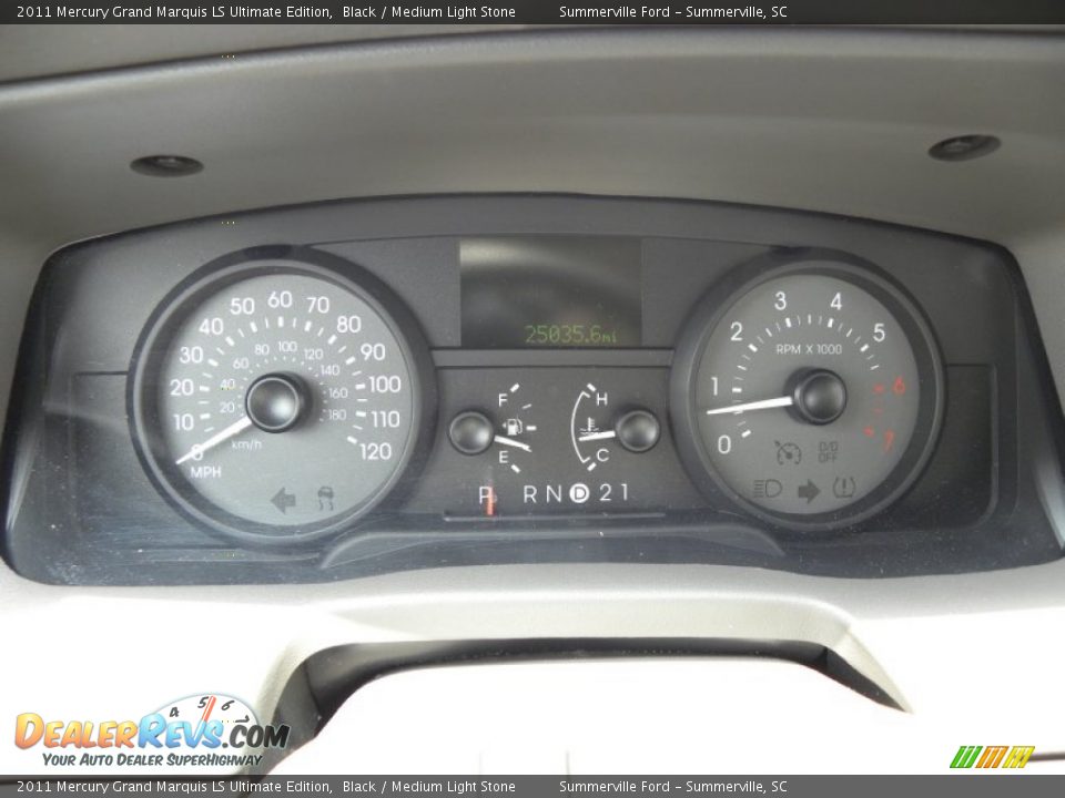 2011 Mercury Grand Marquis LS Ultimate Edition Gauges Photo #22
