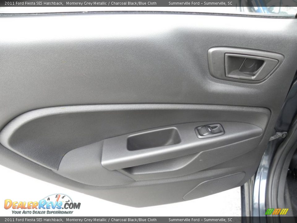 2011 Ford Fiesta SES Hatchback Monterey Grey Metallic / Charcoal Black/Blue Cloth Photo #7
